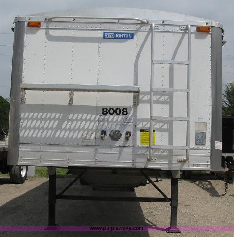 image for item A4315 2009 Stoughton 40' grain trailer