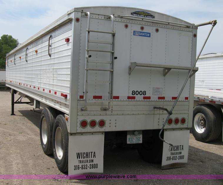 image for item A4315 2009 Stoughton 40' grain trailer