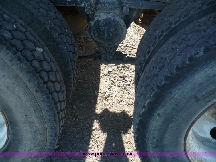 image for item A4863 1995 GMC White WCA dry fertilizer tender truck