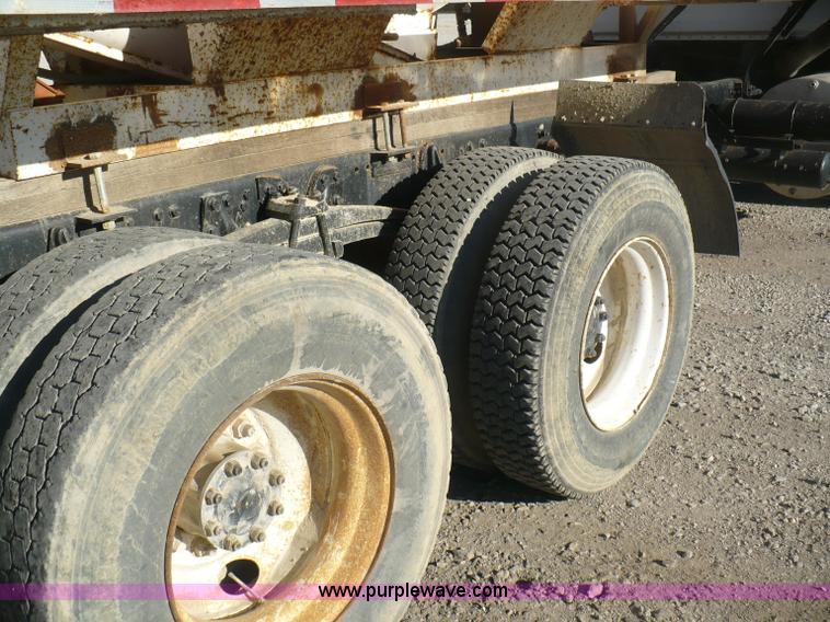 image for item A4863 1995 GMC White WCA dry fertilizer tender truck