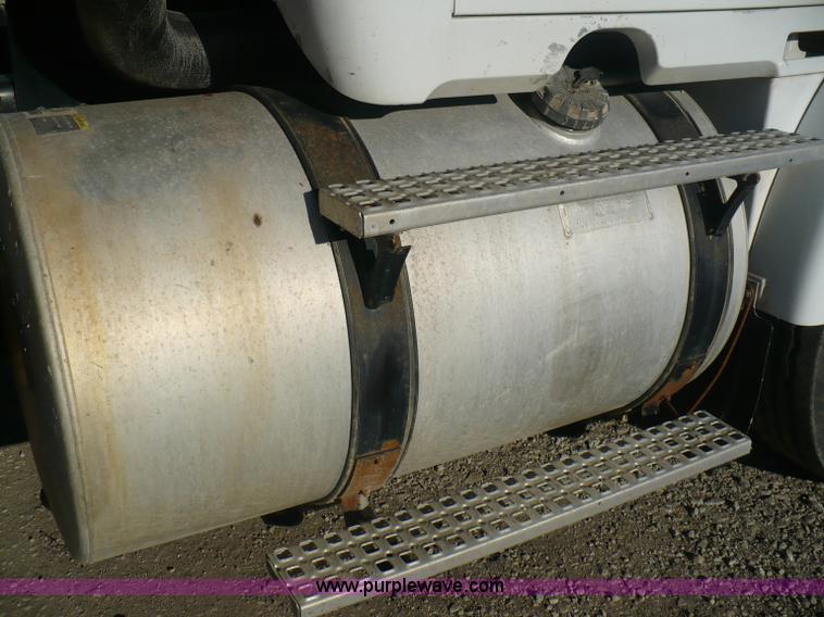 image for item A4863 1995 GMC White WCA dry fertilizer tender truck