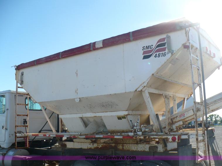 image for item A4863 1995 GMC White WCA dry fertilizer tender truck