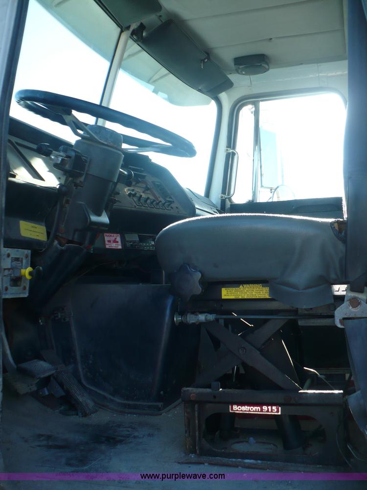 image for item A4863 1995 GMC White WCA dry fertilizer tender truck