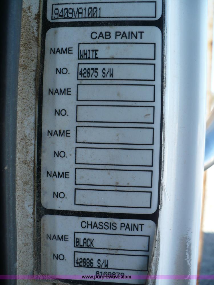 image for item A4863 1995 GMC White WCA dry fertilizer tender truck