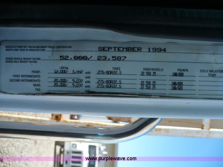 image for item A4863 1995 GMC White WCA dry fertilizer tender truck