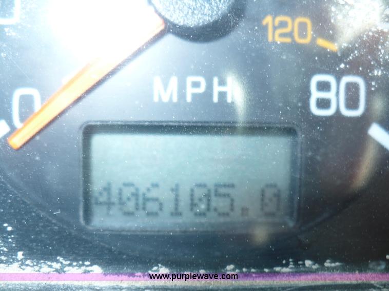 image for item A4863 1995 GMC White WCA dry fertilizer tender truck