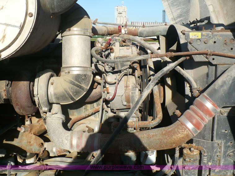 image for item A4863 1995 GMC White WCA dry fertilizer tender truck