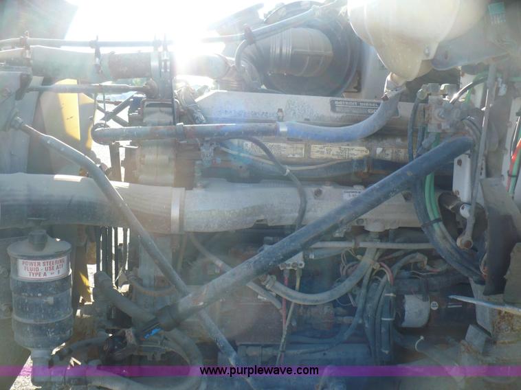 image for item A4863 1995 GMC White WCA dry fertilizer tender truck