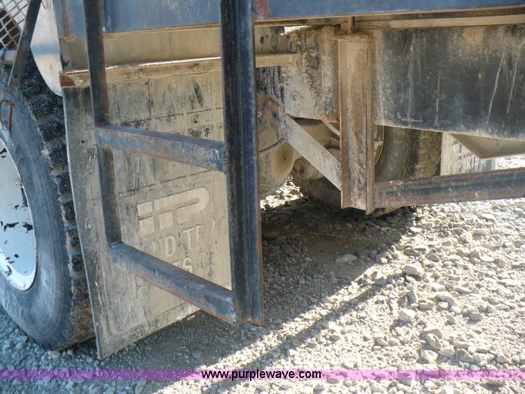 image for item A4864 1983 International S2500 liquid fertilizer tender truck