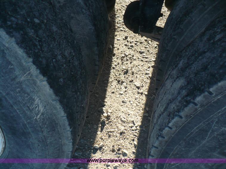 image for item A4865 1995 Freightliner FLD120 dry fertilizer tender truck