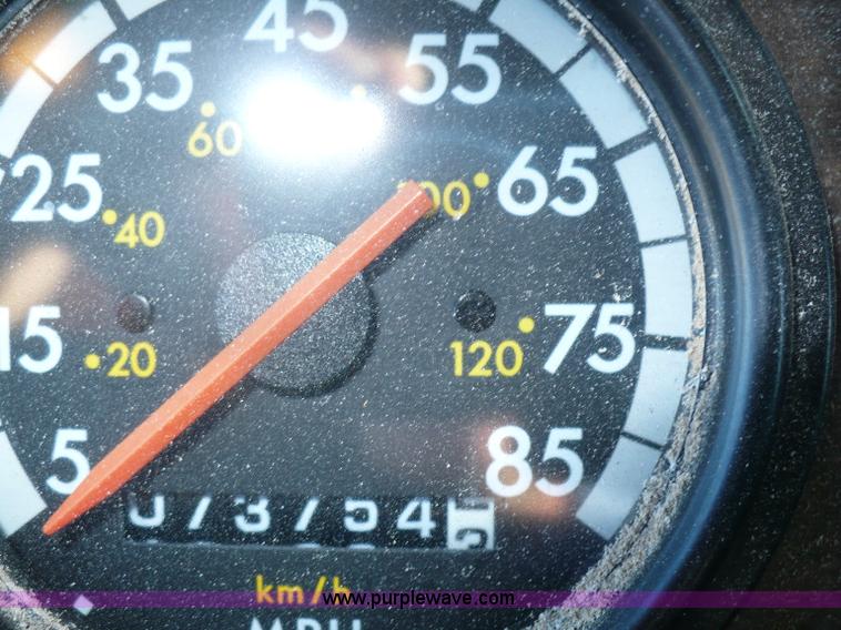 image for item A4865 1995 Freightliner FLD120 dry fertilizer tender truck