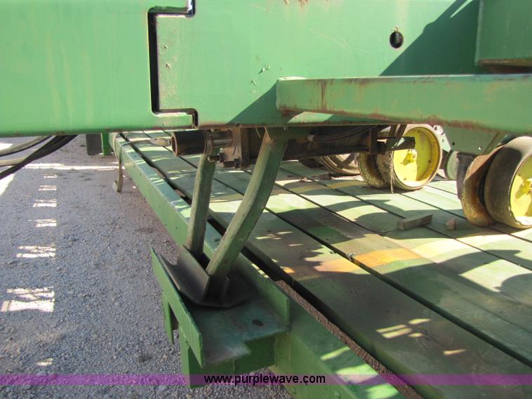image for item A5040 John Deere 7000 13 row planter