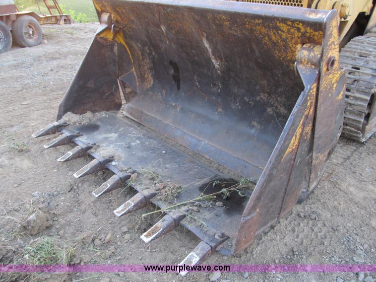 image for item A5444 International 175B track loader