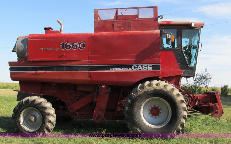 image for item A5453 1986 Case IH 1660 RWA Axial-Flow combine