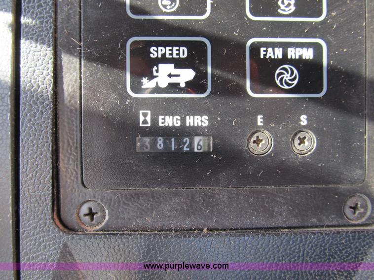 image for item A5453 1986 Case IH 1660 RWA Axial-Flow combine