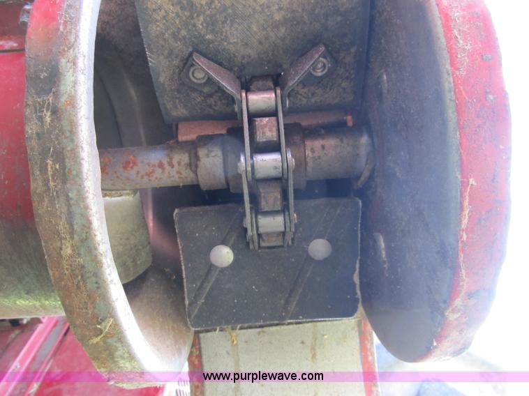 image for item A5453 1986 Case IH 1660 RWA Axial-Flow combine