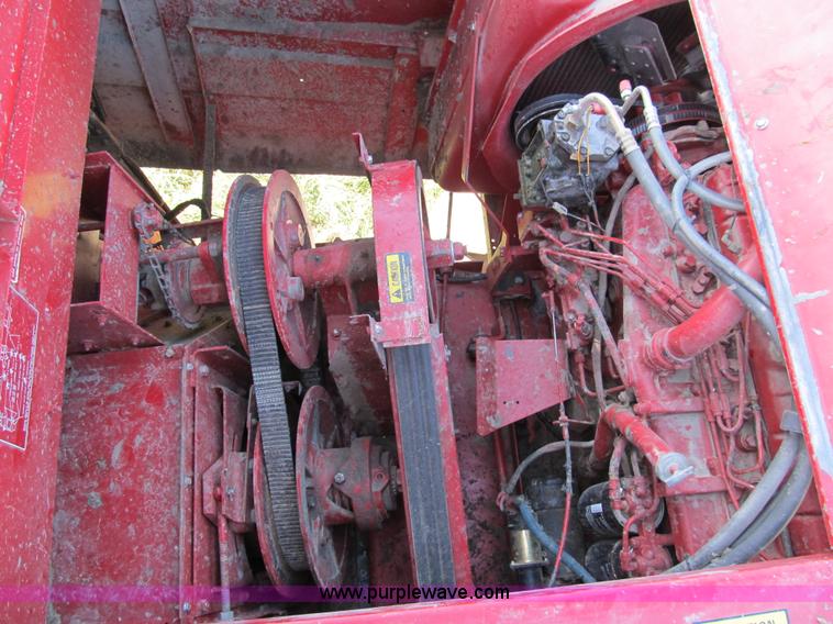 image for item A5453 1986 Case IH 1660 RWA Axial-Flow combine