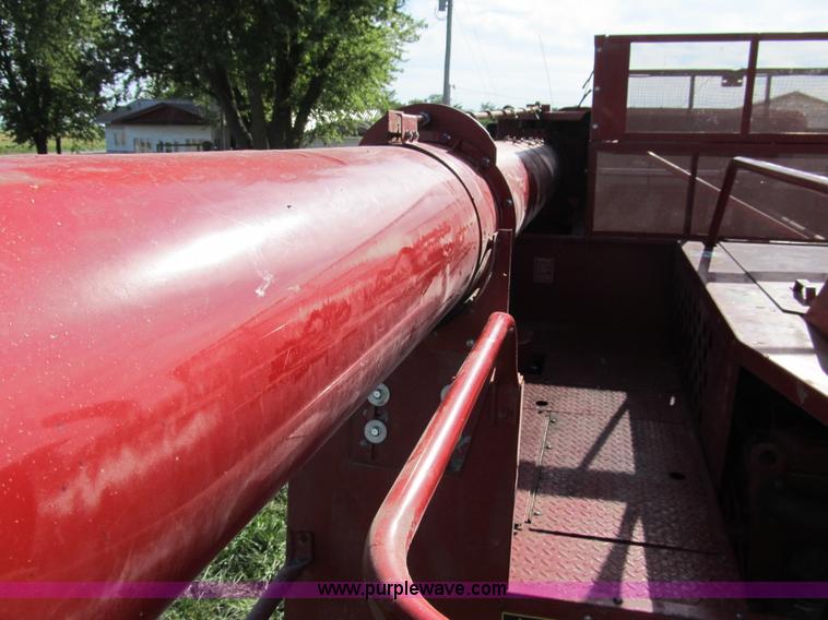 image for item A5453 1986 Case IH 1660 RWA Axial-Flow combine