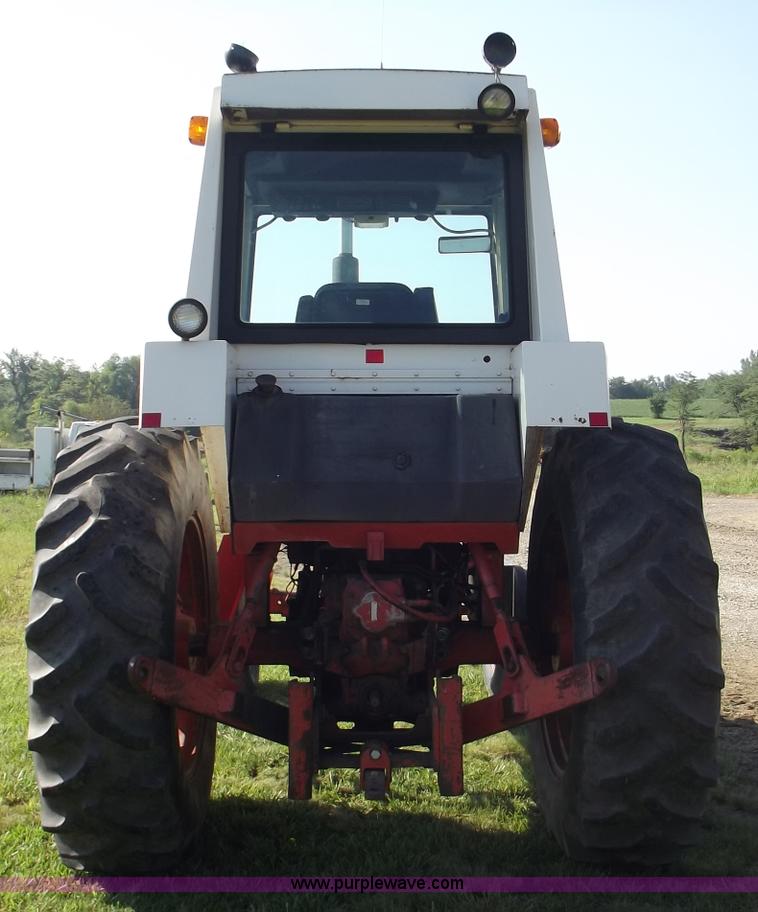 image for item B5002 Case Agri King 1070 tractor