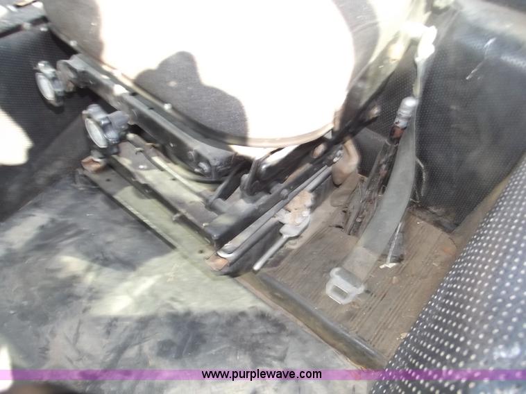 image for item B5002 Case Agri King 1070 tractor