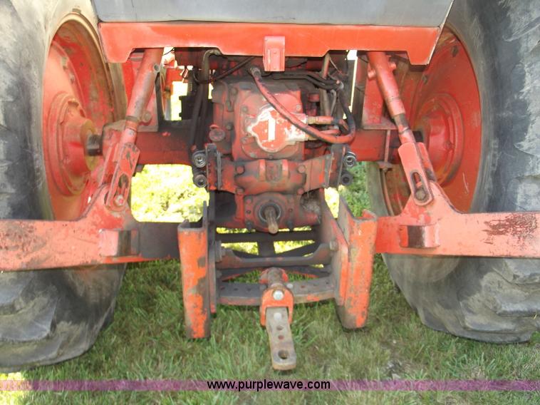 image for item B5002 Case Agri King 1070 tractor
