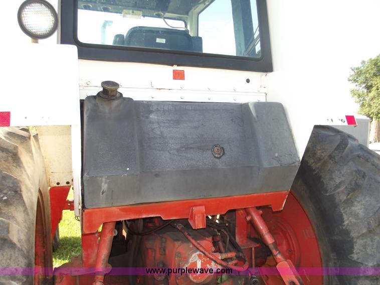 image for item B5002 Case Agri King 1070 tractor