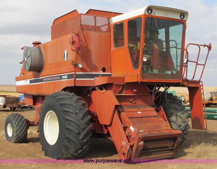 image for item C4503 1980 Case IH 1480 combine
