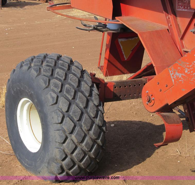 image for item C4503 1980 Case IH 1480 combine