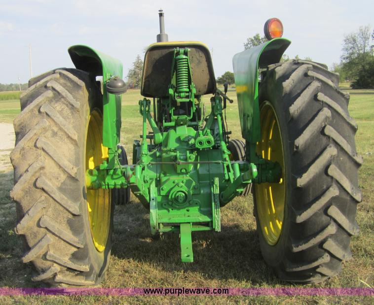 image for item C5001 John Deere 2630 tractor