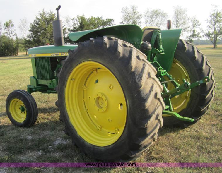 image for item C5001 John Deere 2630 tractor