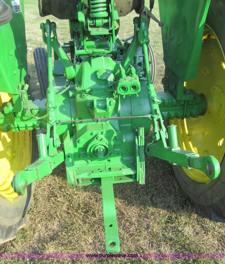 image for item C5001 John Deere 2630 tractor