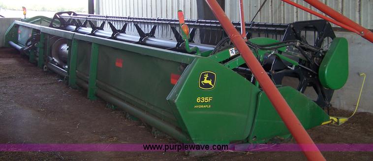 image for item D8515 2005 John Deere 635F 35' flex head