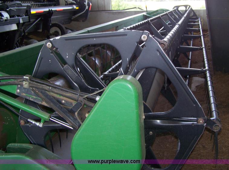 image for item D8515 2005 John Deere 635F 35' flex head