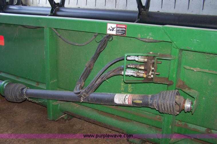 image for item D8515 2005 John Deere 635F 35' flex head