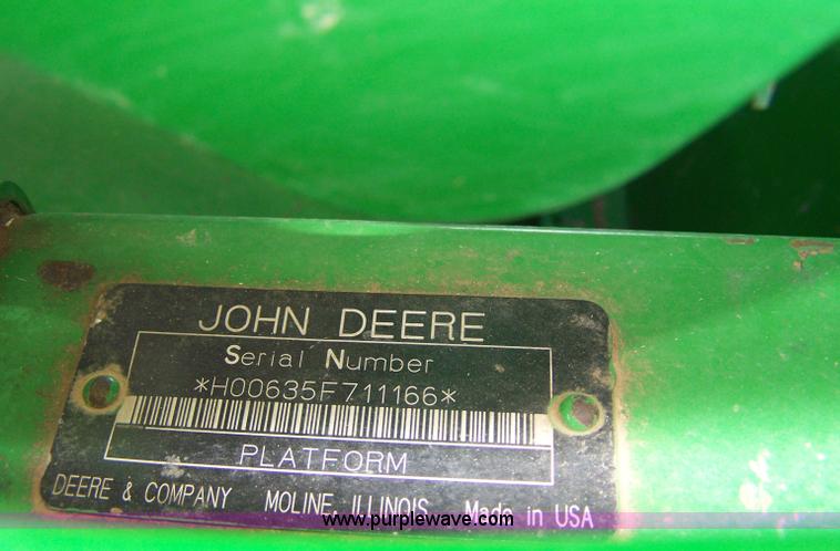 image for item D8515 2005 John Deere 635F 35' flex head