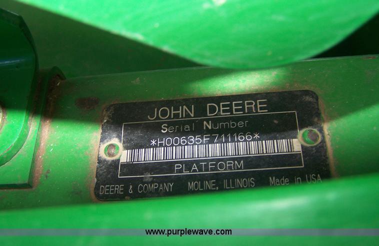 image for item D8515 2005 John Deere 635F 35' flex head