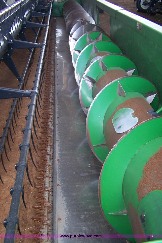 image for item D8515 2005 John Deere 635F 35' flex head