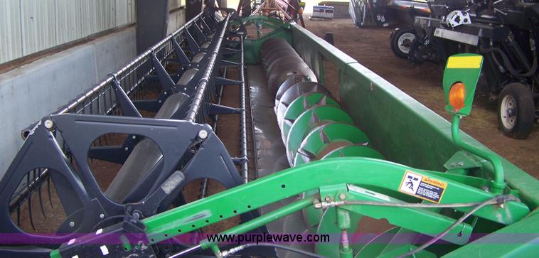 image for item D8515 2005 John Deere 635F 35' flex head