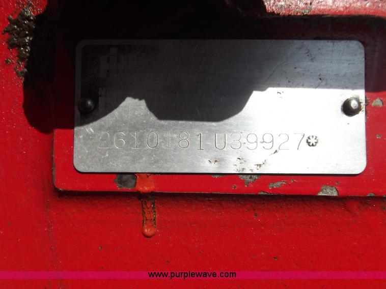 image for item F9541 1979 International 1086 tractor