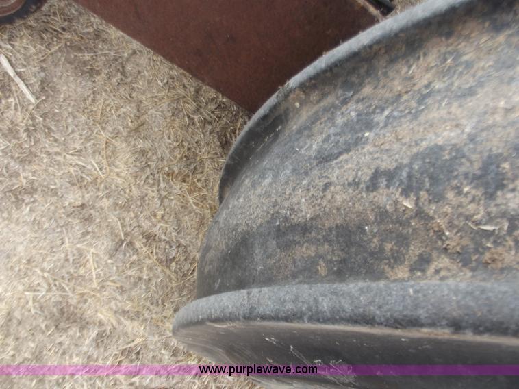 image for item F9544 John Deere 8350 grain drill