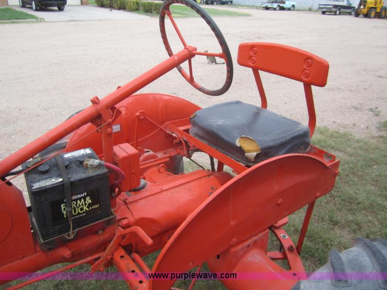 image for item J9018 1947 Allis Chalmers C tractor