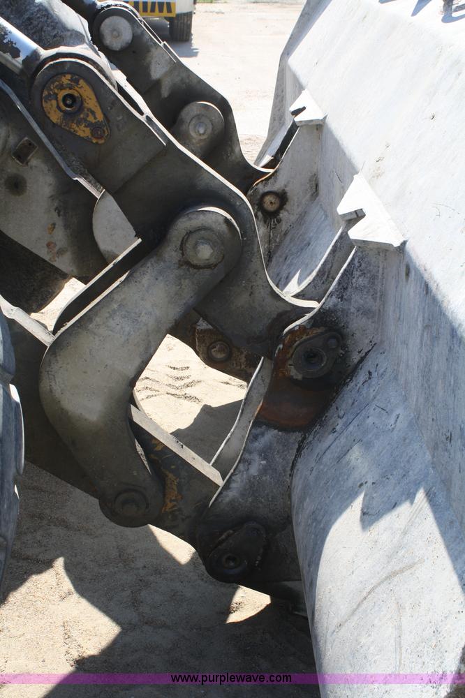 image for item A2265 1994 Volvo Bm L120B wheel loader