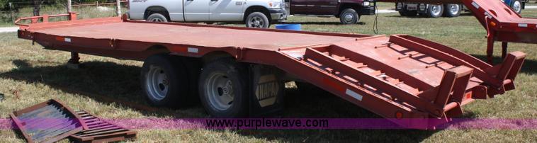image for item A2302 2006 double axle trailer
