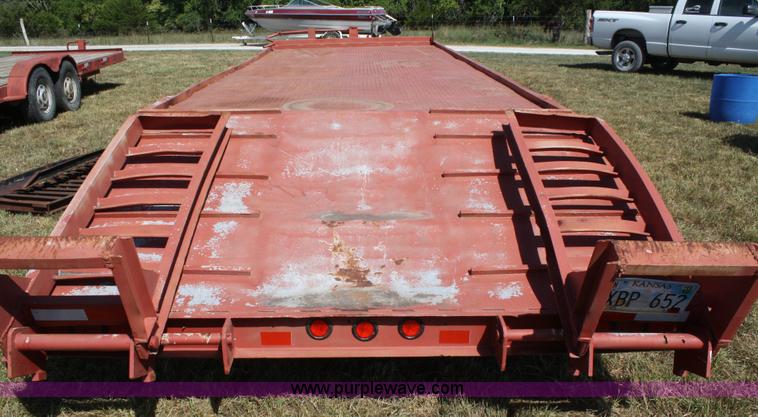 image for item A2302 2006 double axle trailer