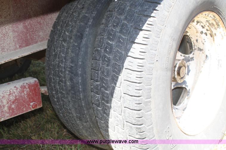 image for item A2302 2006 double axle trailer