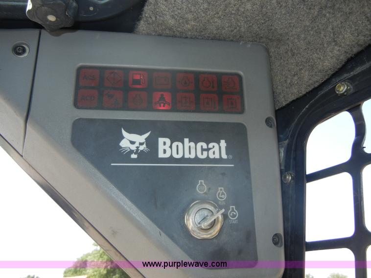 image for item A3098 2008 Bobcat S300 skid steer