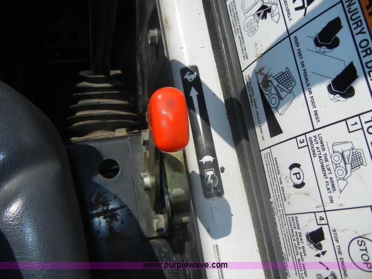 image for item A3098 2008 Bobcat S300 skid steer