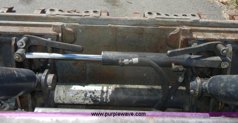 image for item A3098 2008 Bobcat S300 skid steer