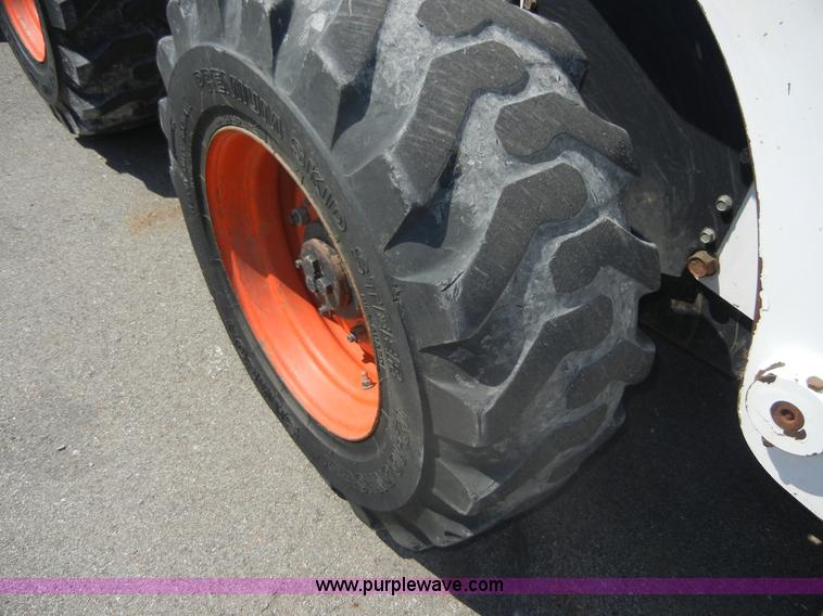 image for item A3098 2008 Bobcat S300 skid steer