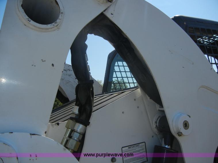 image for item A3098 2008 Bobcat S300 skid steer